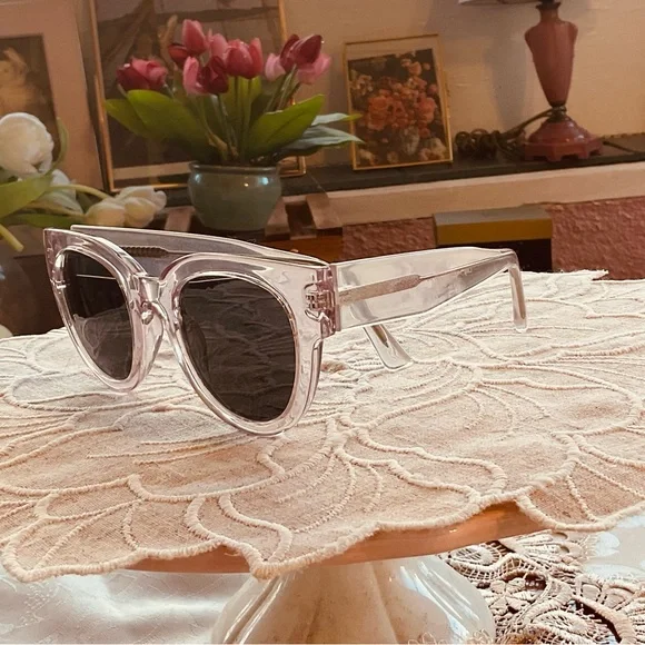 A KJAERBEDE TRANSPARENT SUNGLASSES - Picture 8 of 8